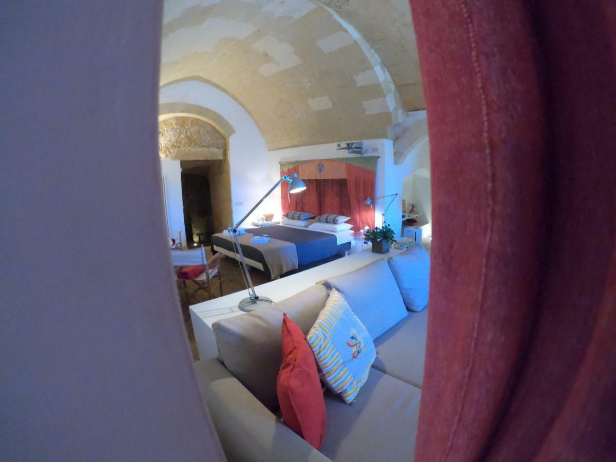 Gli Ipogei Nel Cuore Di Matera Villa Bagian luar foto