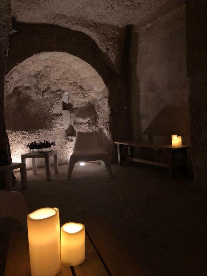 Gli Ipogei Nel Cuore Di Matera Villa Bagian luar foto