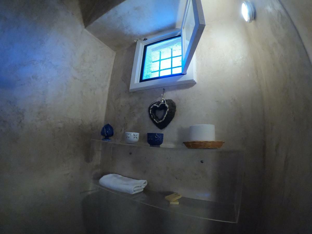 Gli Ipogei Nel Cuore Di Matera Villa Bagian luar foto